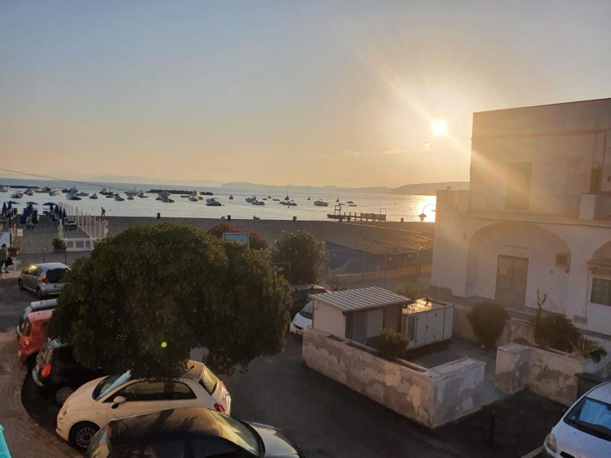Bed and Breakfast La Finestra sul Mare Ischia Esterno foto