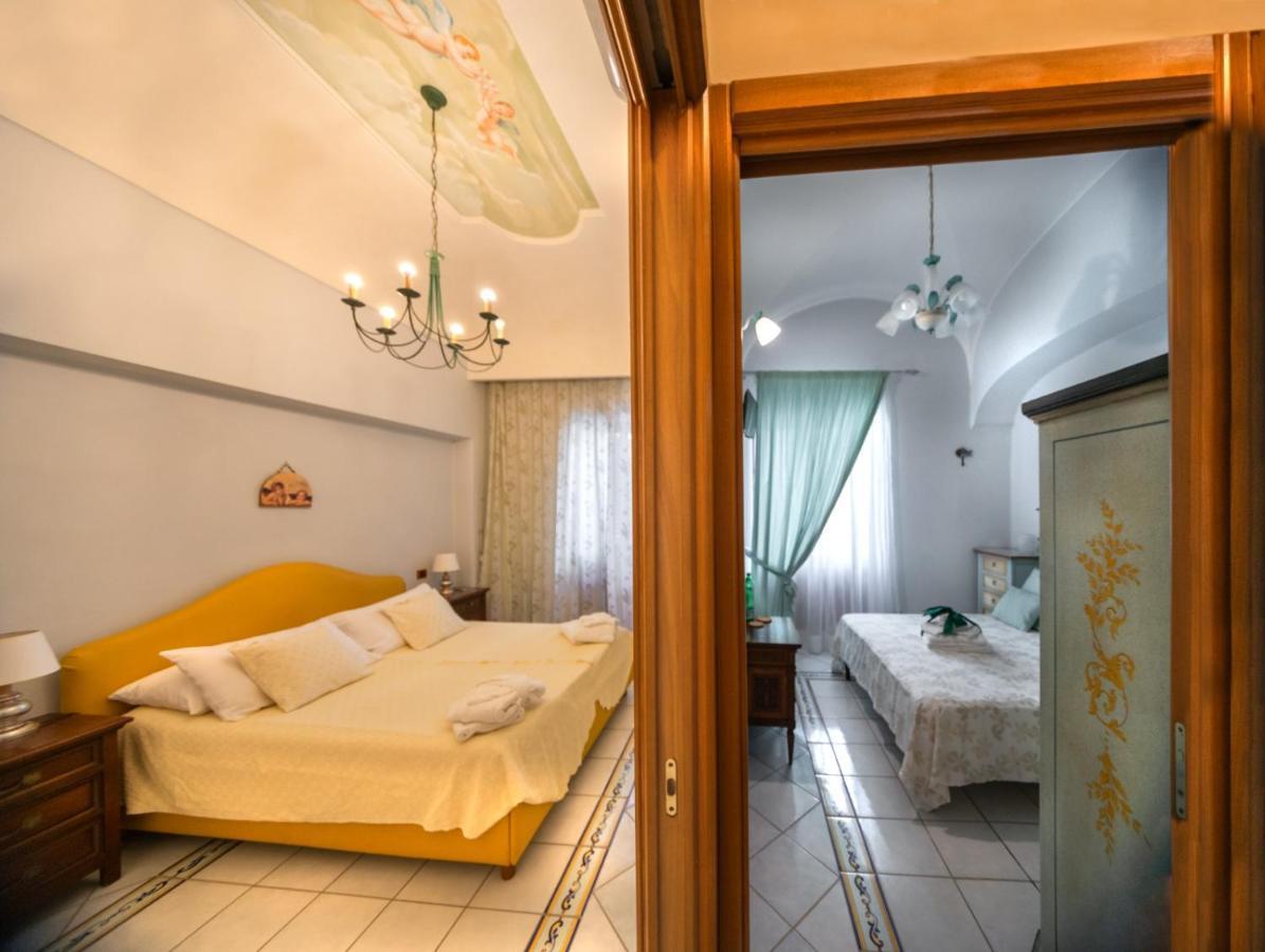 Bed and Breakfast La Finestra sul Mare Ischia Esterno foto