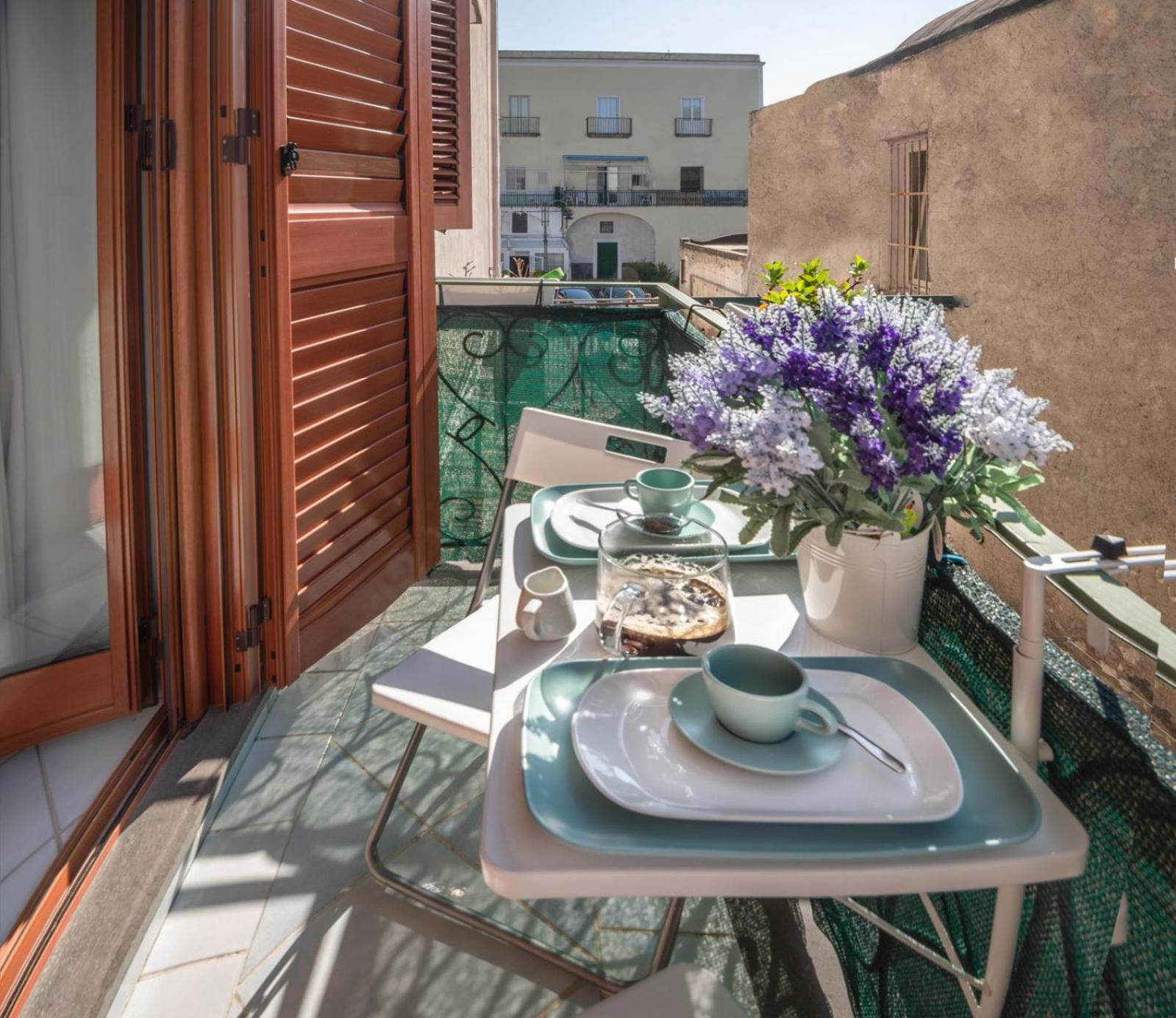 Bed and Breakfast La Finestra sul Mare Ischia Esterno foto